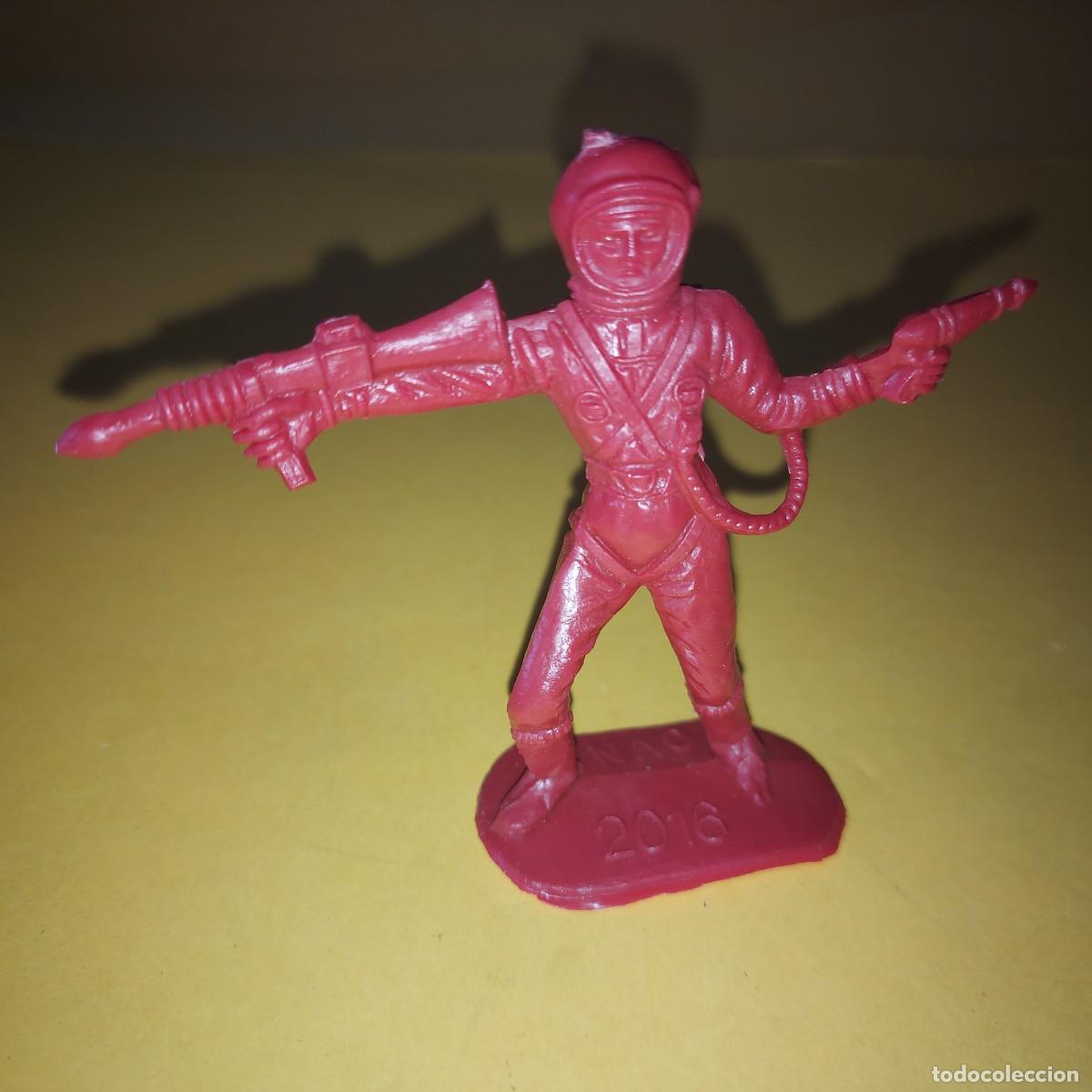 Figuras de goma y PVC: COMANSI, SERIE OVNI, ASTRONAUTA