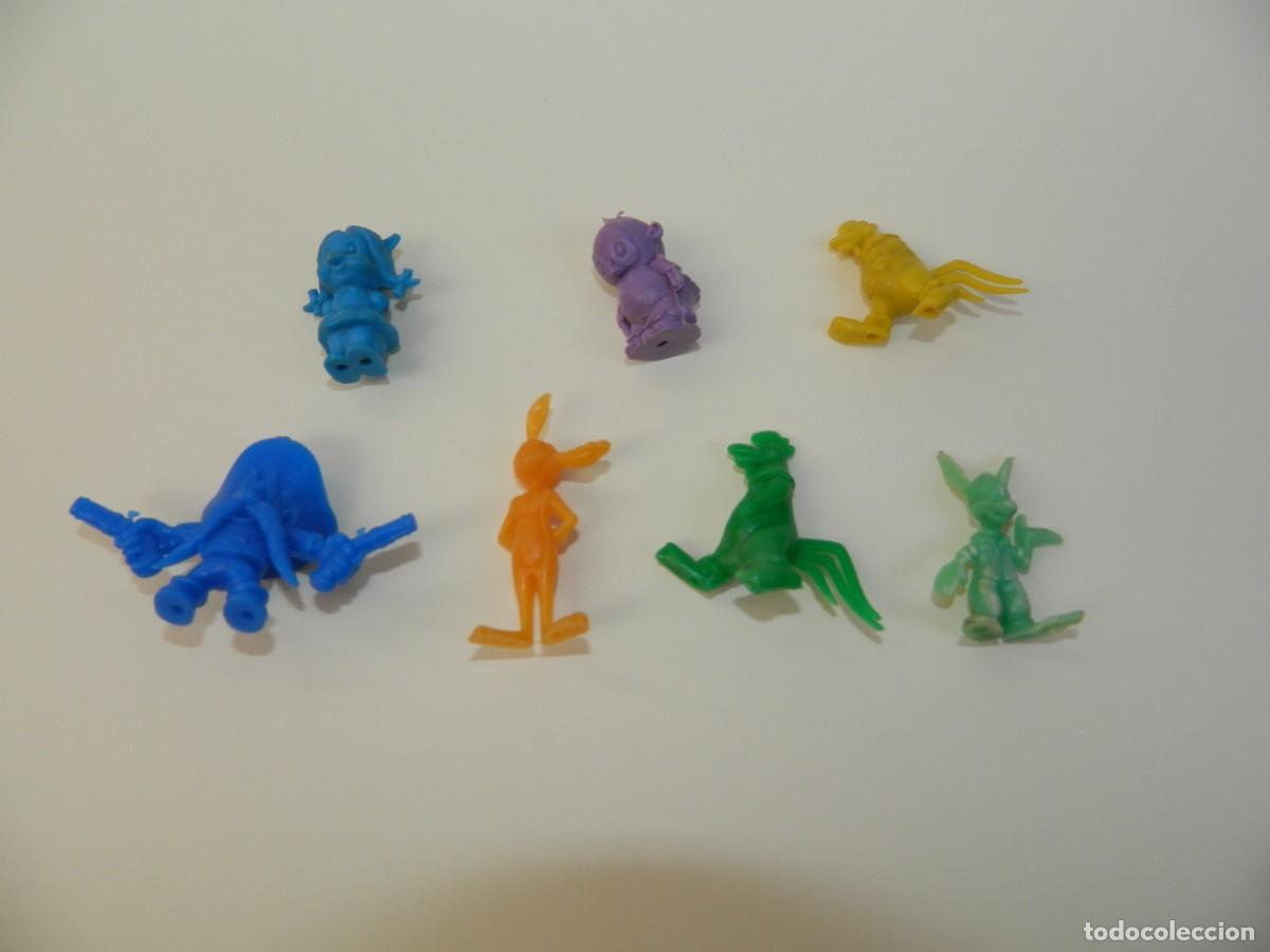 Figuras de goma y PVC: 7 FIGURAS DUNKIN SERIE WARNER BROS