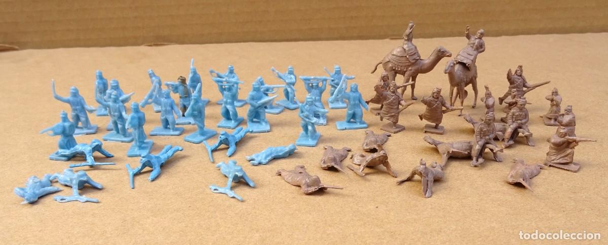 Gummi- und PVC-Figuren: MONTAPLEX Legi&oacute;n francesa ,Beduinos lote figuras