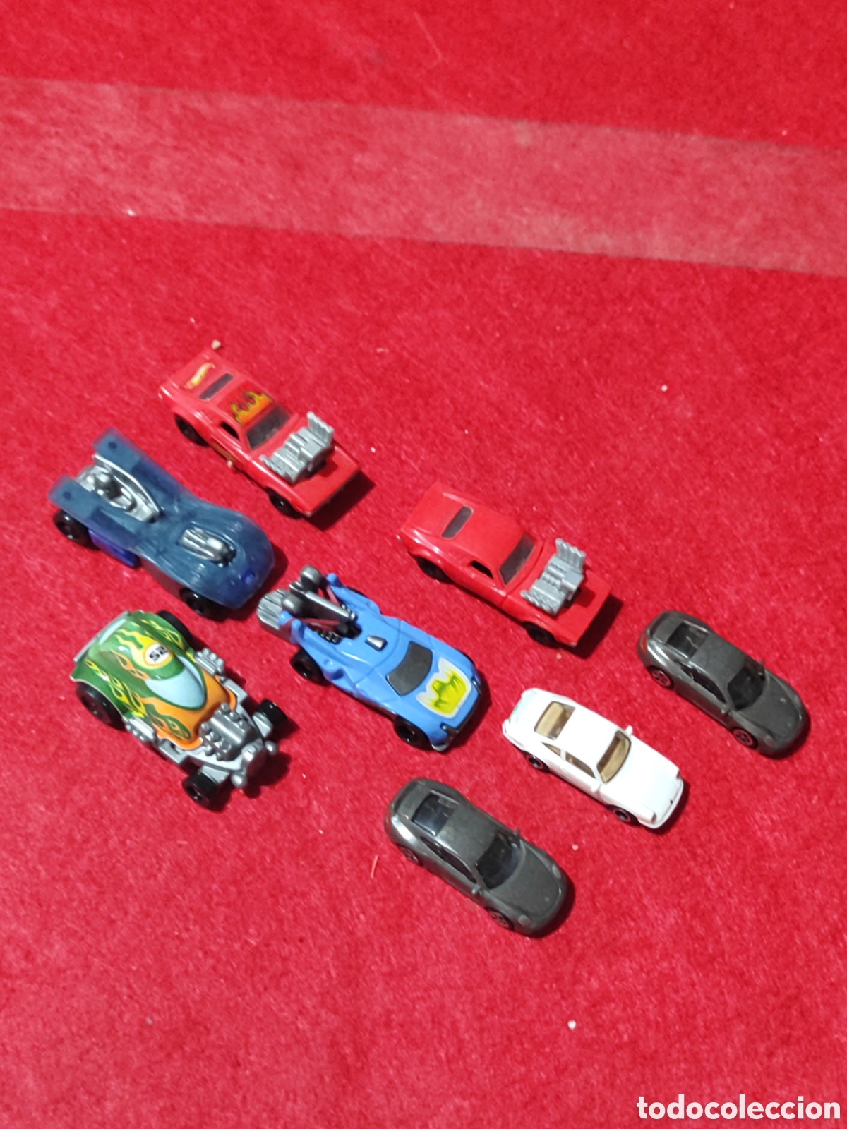 Figuras de goma Kinder: Lote 8 coches algunos Hot whells regalo Kinder Sorpresa