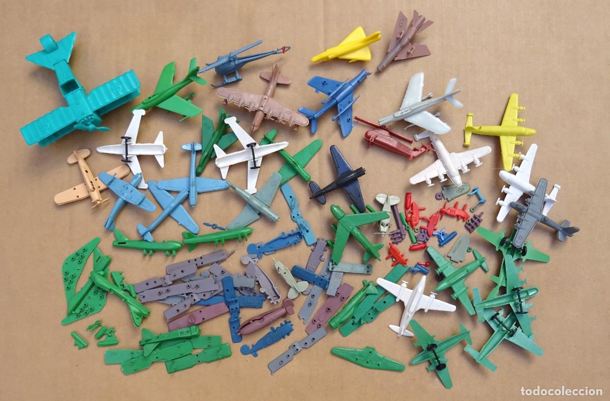 Gummi- und PVC-Figuren: MONTAPLEX Aviones lote