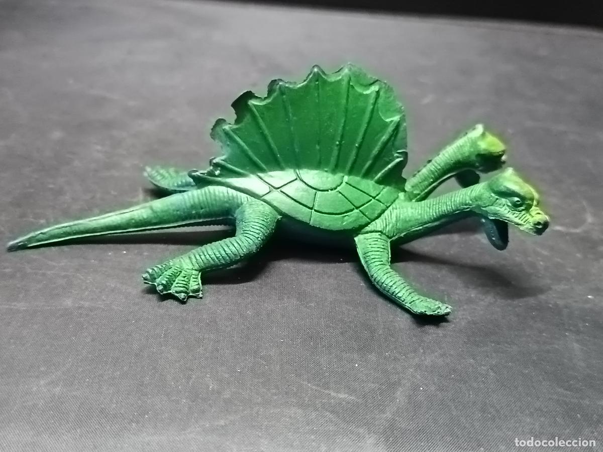 Figuras de goma y PVC: Monstruo de Fantas&iacute;a. Dragon de dos cabezas, tortuga y dimetrodon. Figura Pvc Hong Kong 12cm.