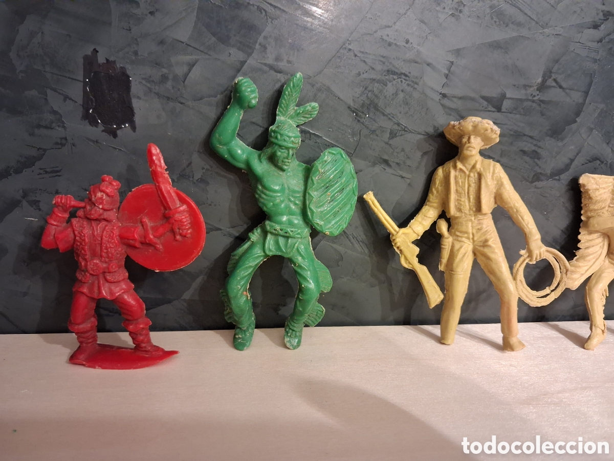 Figuras de goma y PVC: LOTE DE INDIOS Y VAQUEROS - Foto 2