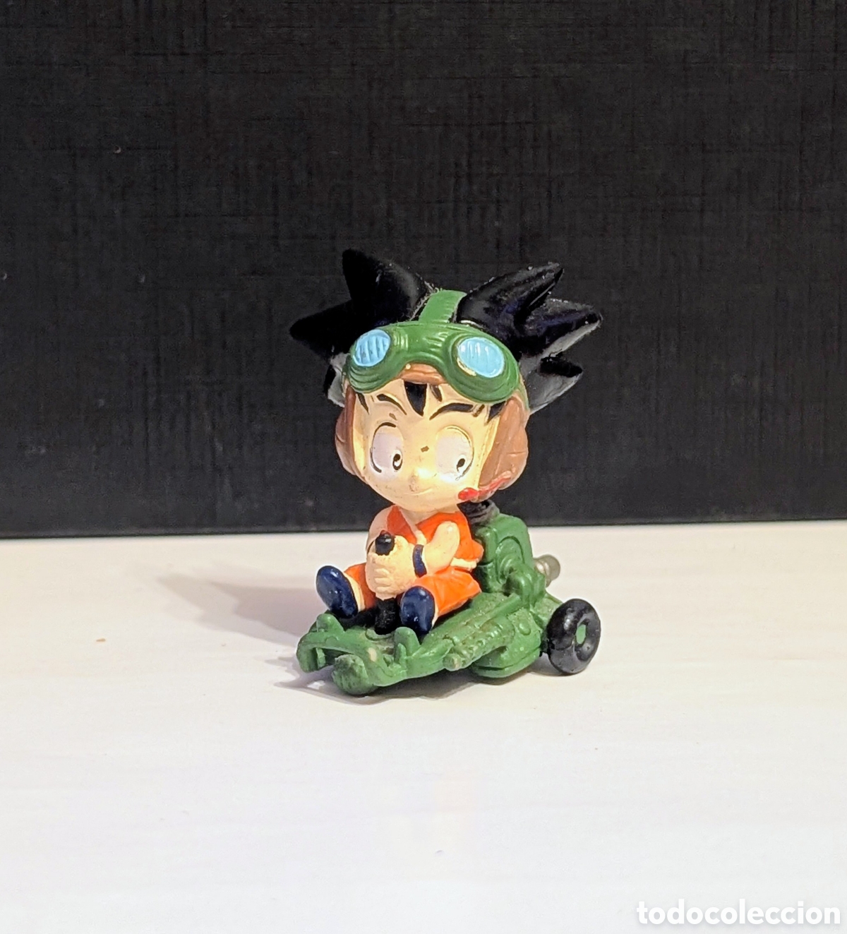 Figuras de goma y PVC: Figura mu&ntilde;eco Dragon Ball Z Son Goku ni&ntilde;o con gafas de aviador. B/S-T. MUY RARA!. Bola de Dragon.