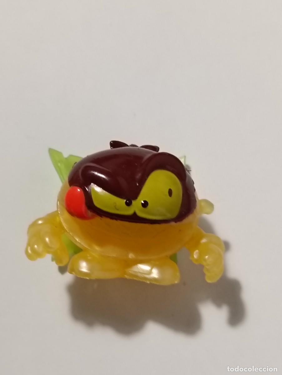 Figuras de goma y PVC: Superthing melon lord 770 serie 10