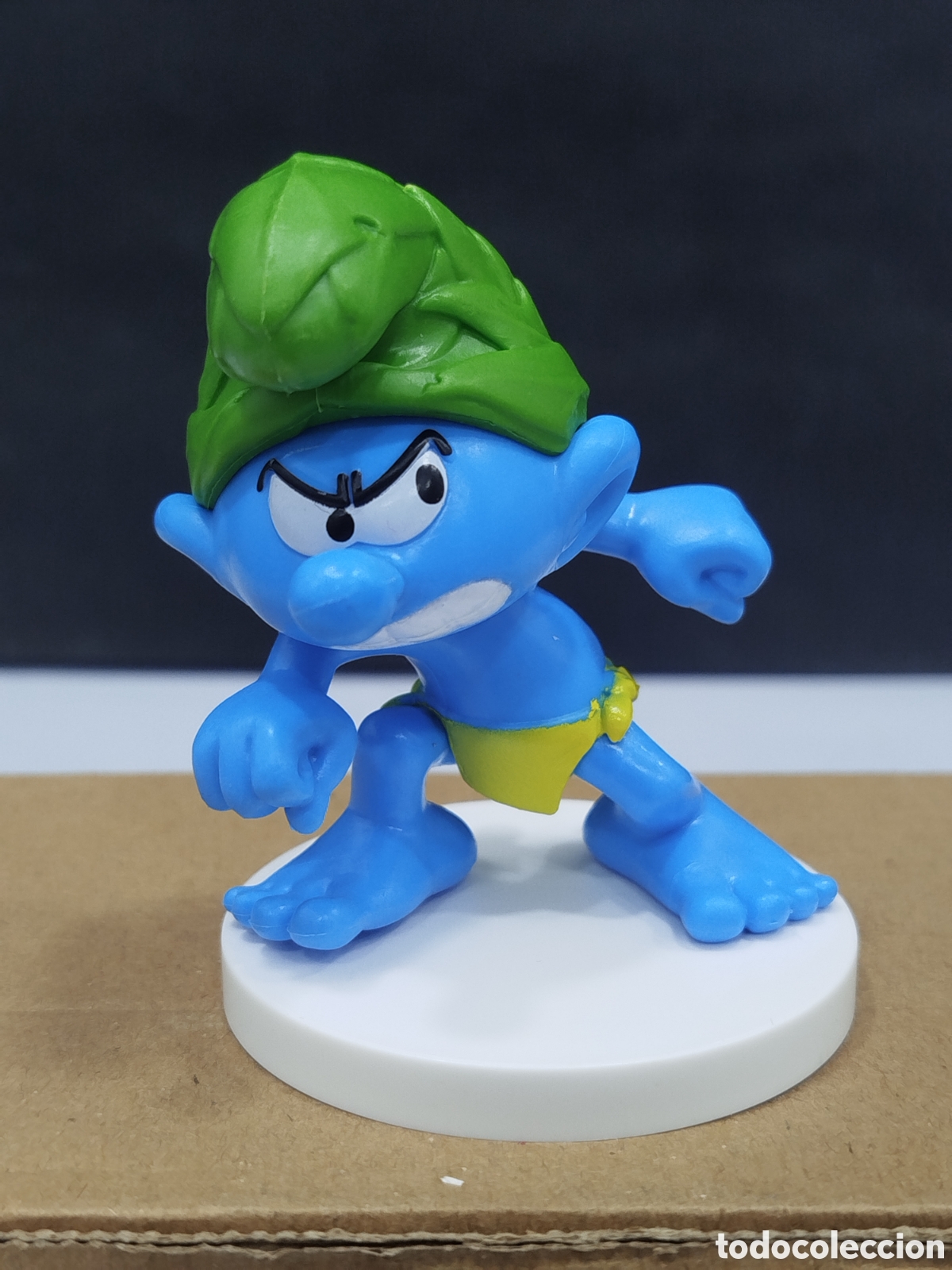 Figuras de goma y PVC: Figura pvc Los pitufos Salvaje Peyo 2016