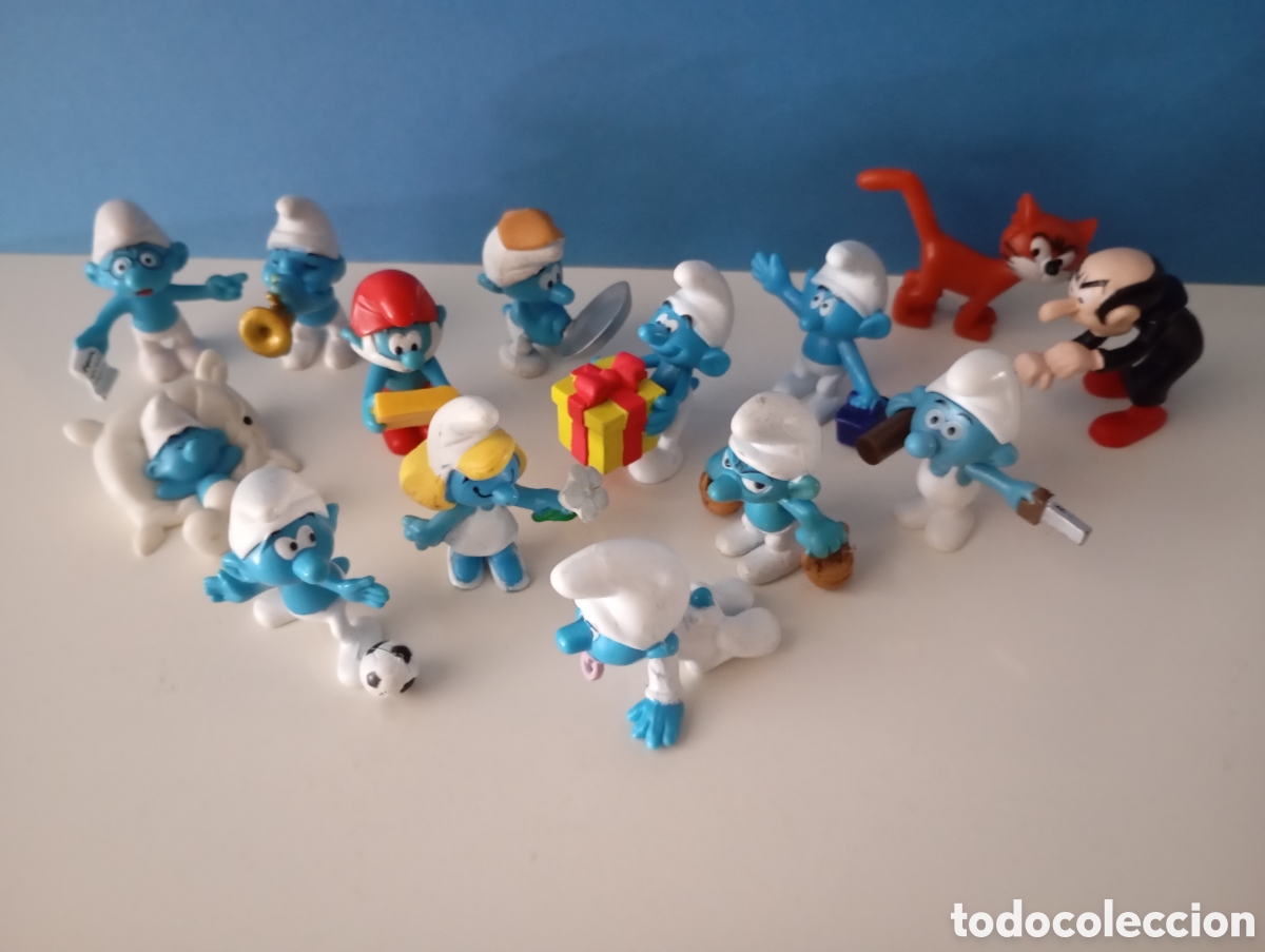 Figuras de goma Kinder: 14 Pitufos 2008 Kinder Ferrero 50 Aniversario Peyo Pitufina Futbolista Dormil&oacute;n Gargamel Gato Papa..