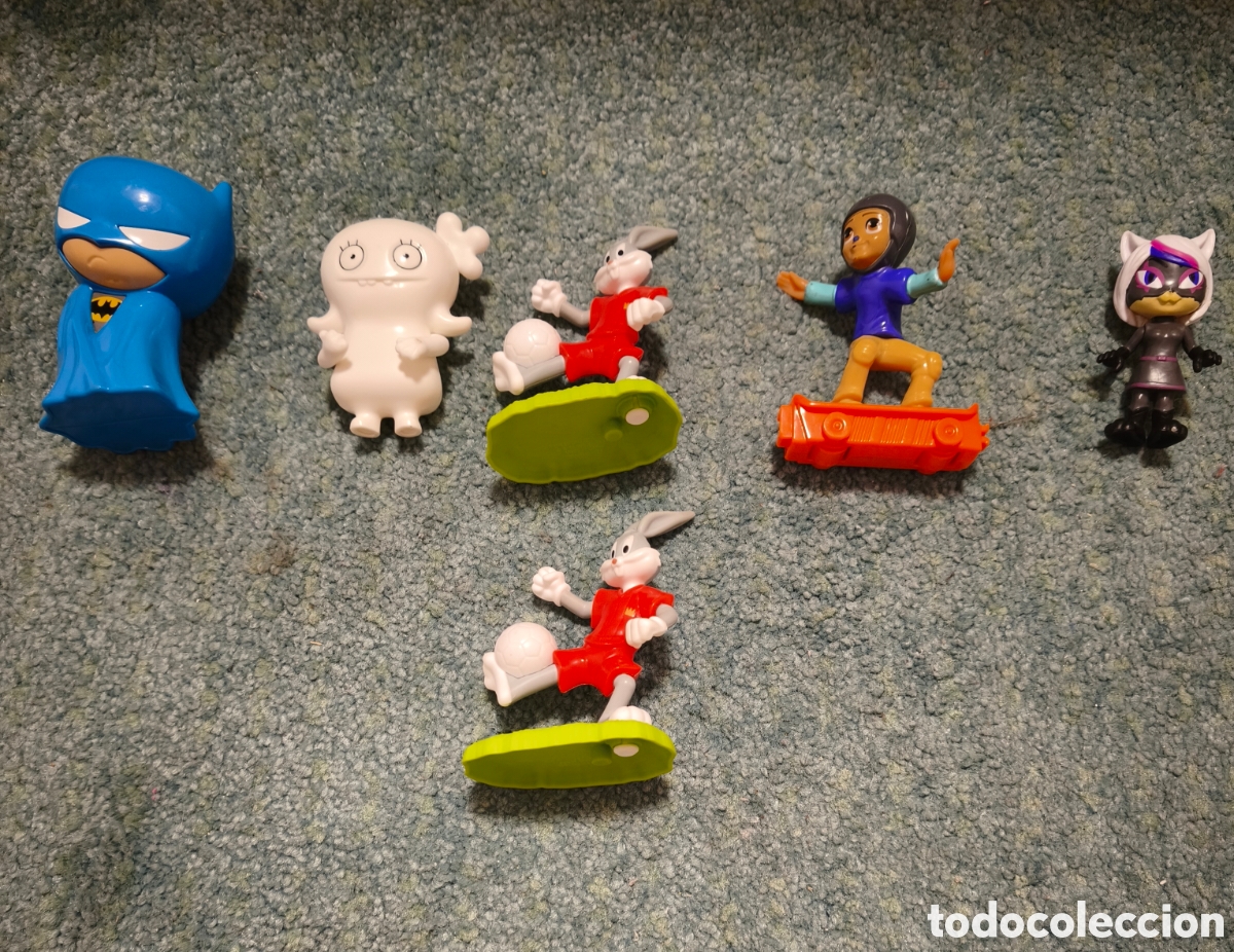 Gummi- und PVC-Figuren: Figura flinxgirl, Bugs Bunny, Polly pocket, moxy y superman