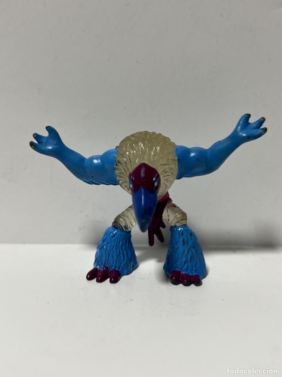 Figuras de goma y PVC: FIGURA GORMITI MAGICORVO, 4 CMS