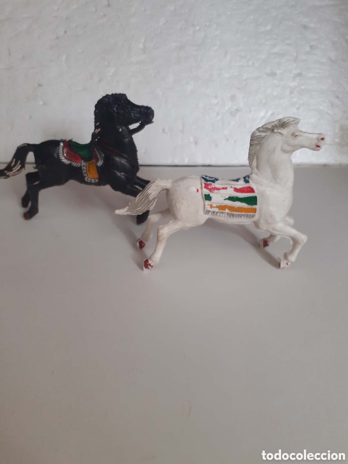 Figuras de goma y PVC: FIGURAS CABALLOS INDIO Y VAQUERO PLASTICO REAMSA,PECH,JECSAN