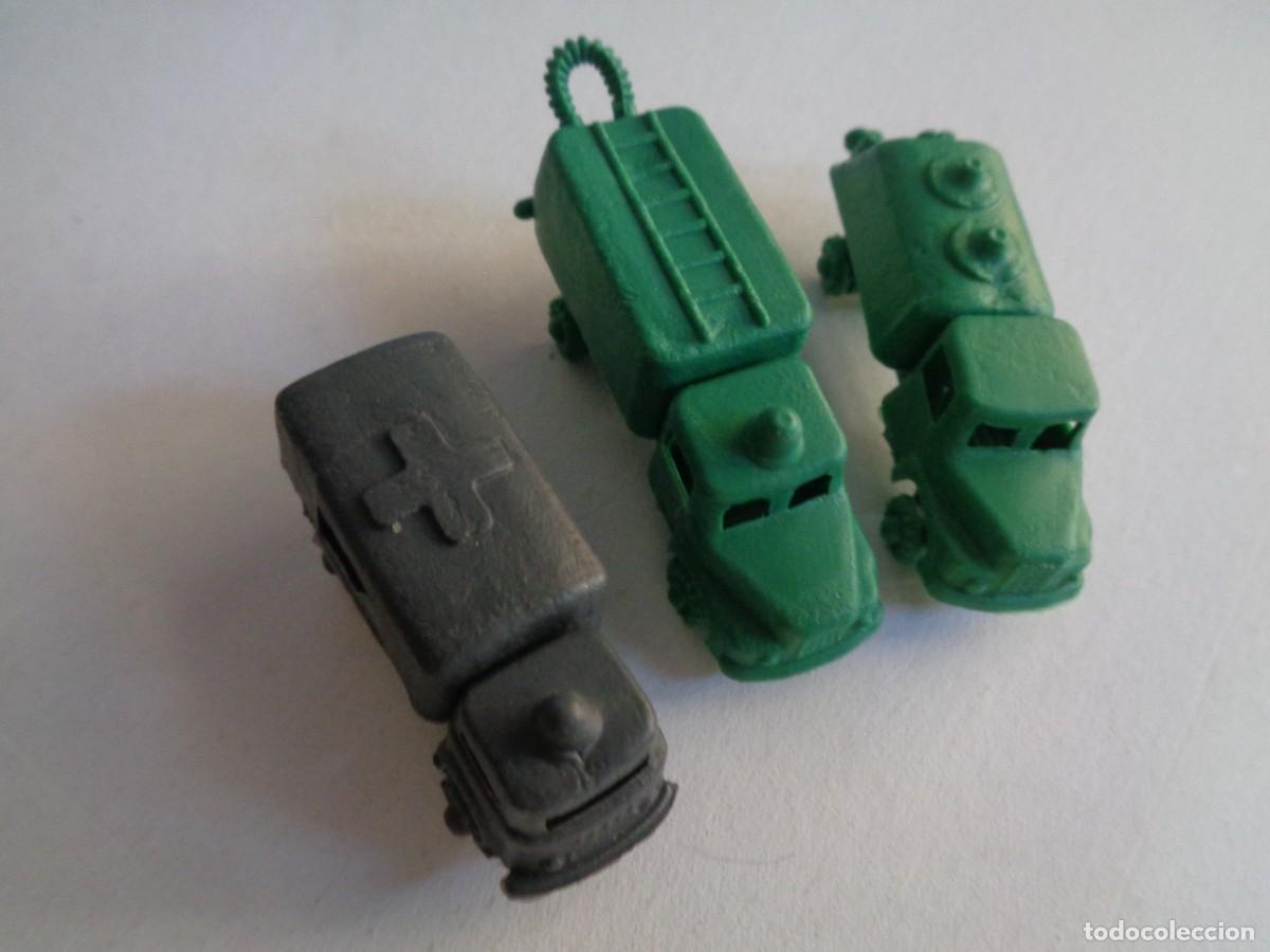 Figuras de goma y PVC: LOTE DE 3 ANTIGUOS CAMIONES PEQUE&Ntilde;OS DE MONTAPLEX