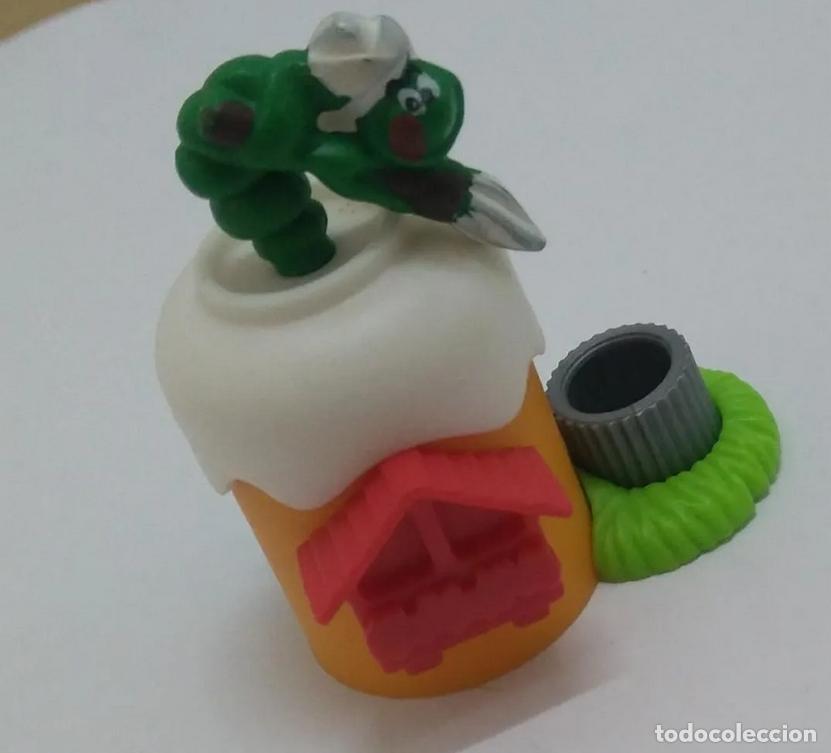 Figuras de goma Kinder: kinder secundario bicho bichito gusano casita pintor casa miniatura mini mu&ntilde;eco mu&ntilde;equito figurita