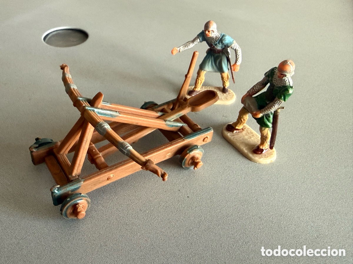 Figuras de goma y PVC: Normandos con catapulta, serie 4 cms, pl&aacute;stico, Ex&iacute;n Castillos Historex Elastolin, original a&ntilde;os 70.