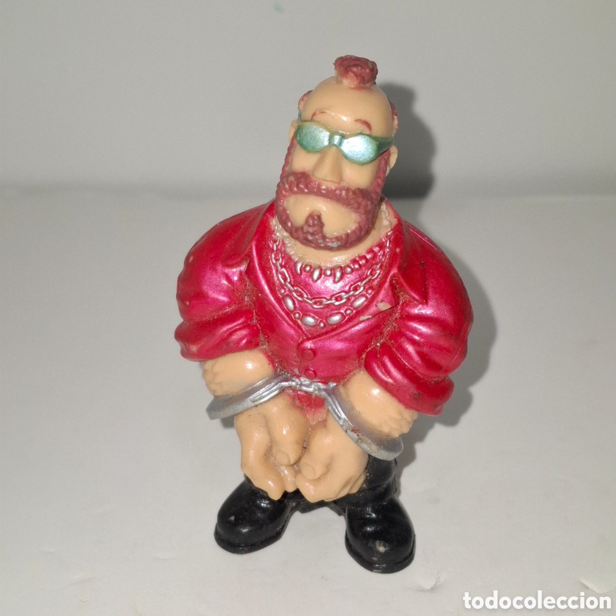 Figuras de goma y PVC: FIGURA DE PVC PRISIONERO PERSONAJE WALT DISNEY