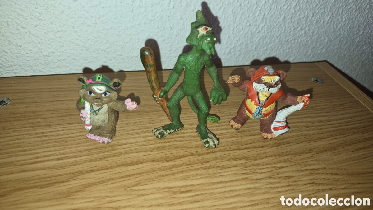 Figuras de goma y PVC: Lote de 3 figuras pvc Star Wars Ewoks. A&ntilde;os 80. Original y varios estados