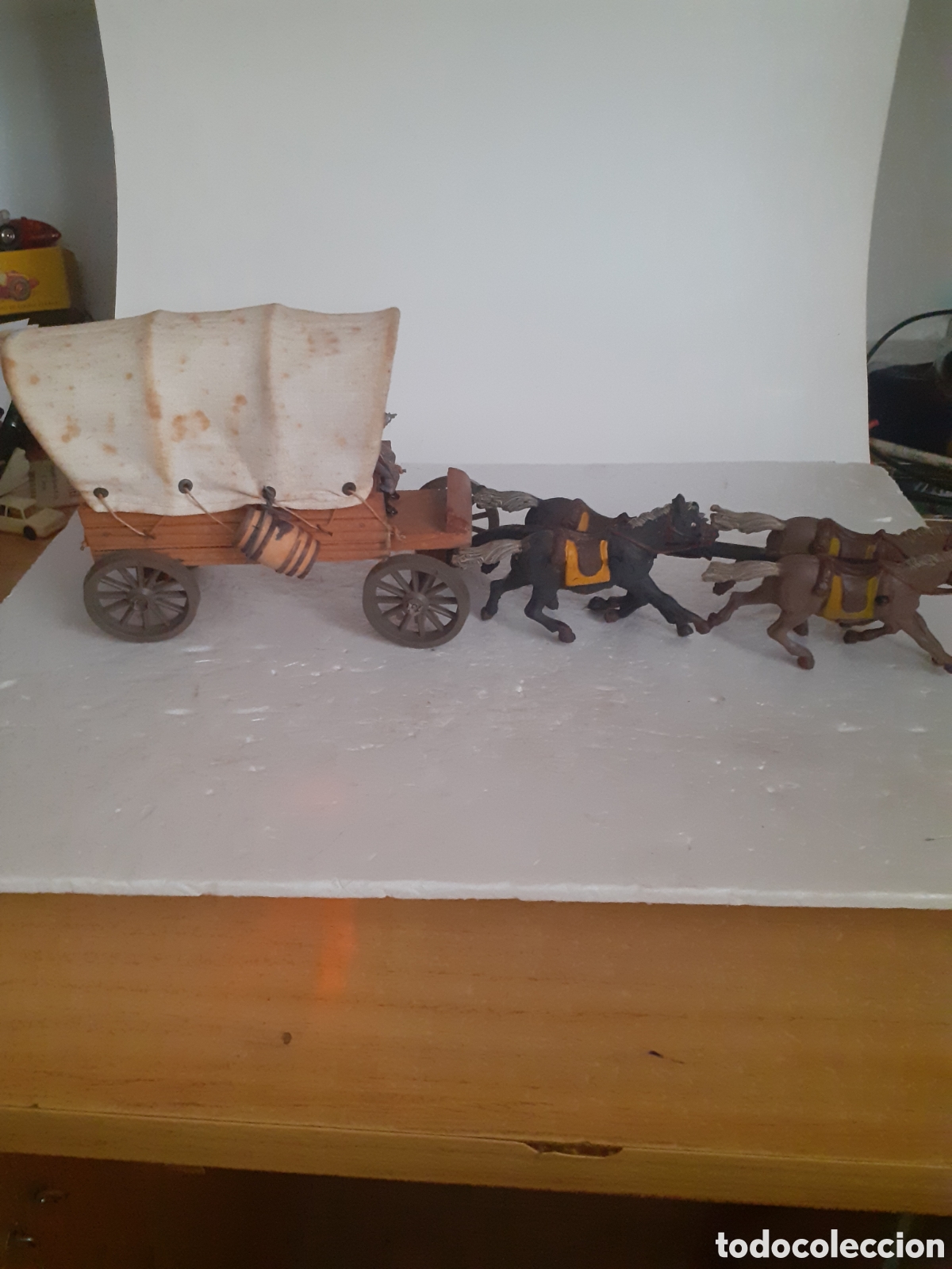 Figuras de goma y PVC: CARRO CARAVANA OESTE EN GOMA Y MADERA PECH,REAMSA,JECSAN