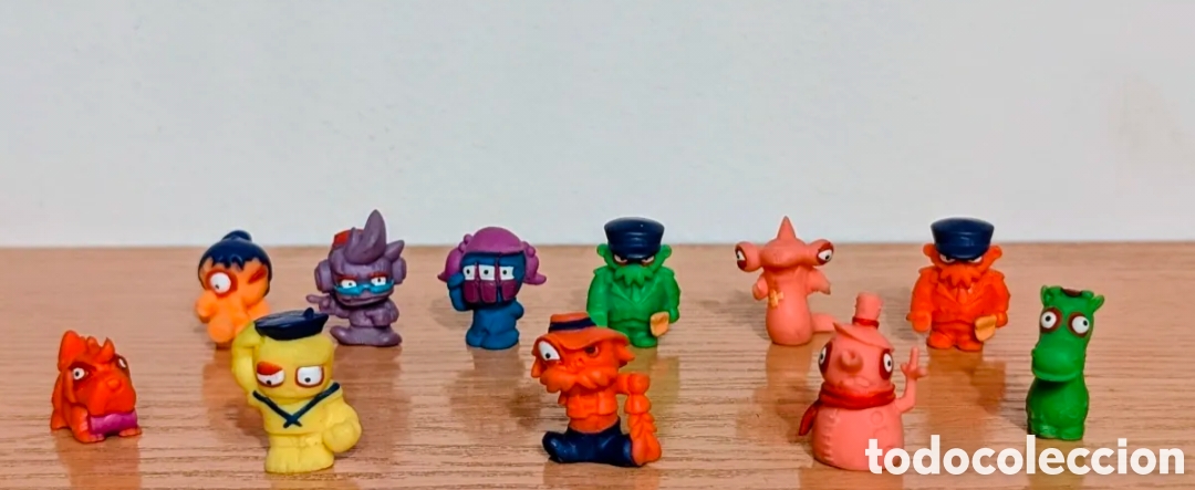 Figuras de goma y PVC: Lote figuras mu&ntilde;ecos Zomblings