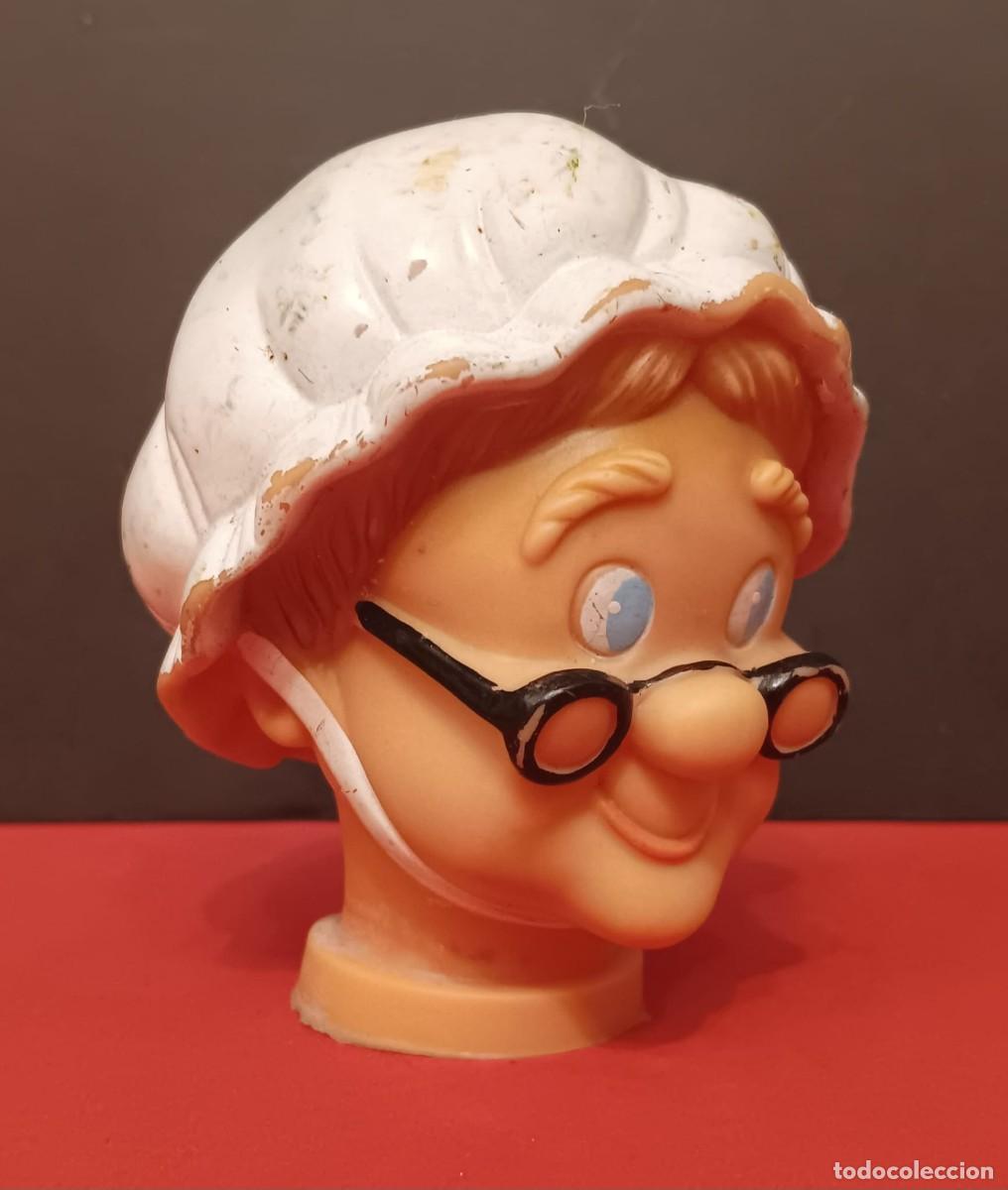 Figuras de goma y PVC: FIGURA MU&Ntilde;ECO DE GOMA MARIONETA TITERE GUI&Ntilde;OL SERIE CAPERUCITA ABUELA DE FAMOSA
