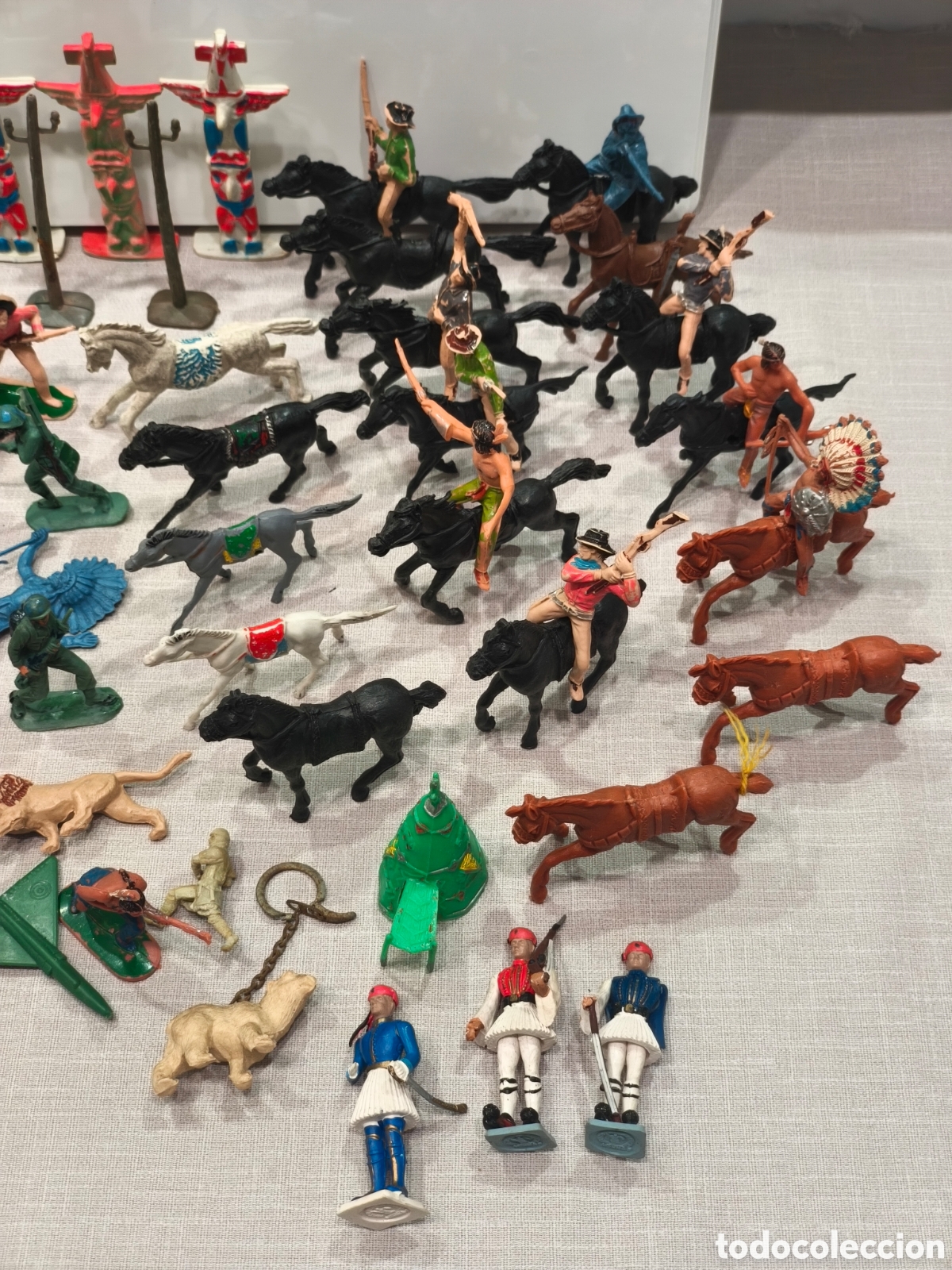 Figuras de goma y PVC: Figuras de pl&aacute;stico antiguas - Foto 2