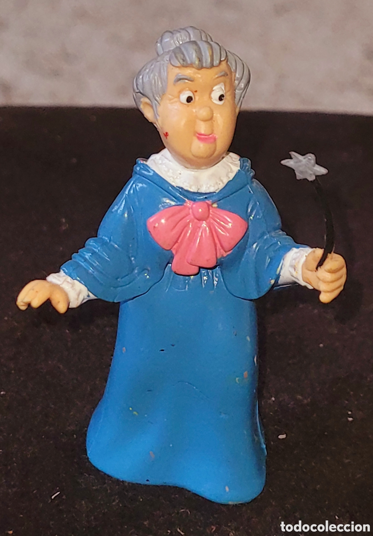 Figuras de goma y PVC: Bonita figura pvc goma hada Disney Cenicienta marca Comics Spain