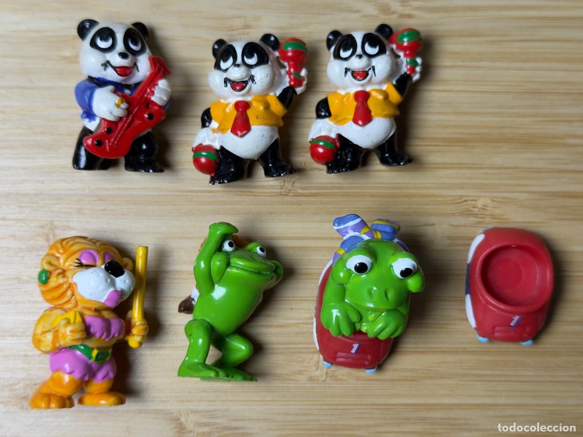 Figuras de goma Kinder: Lote 6 figuras Kinder Sorpresa: Pandas, Leoncita y Ranas a&ntilde;os 90