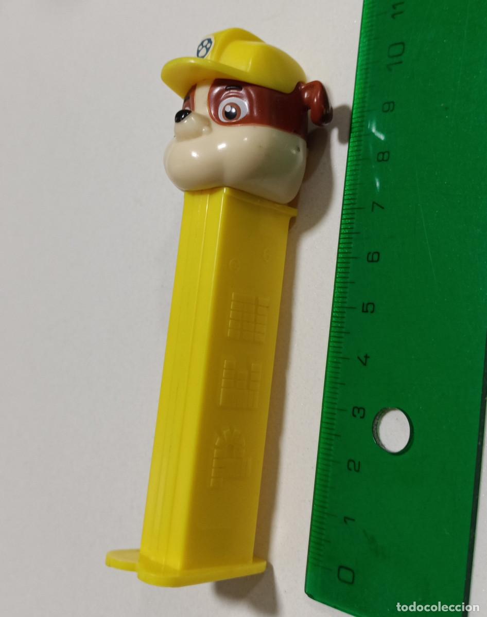 Figuras de goma y PVC dispensador PEZ: dispensador pez patrulla canina paw patrol perro rubble