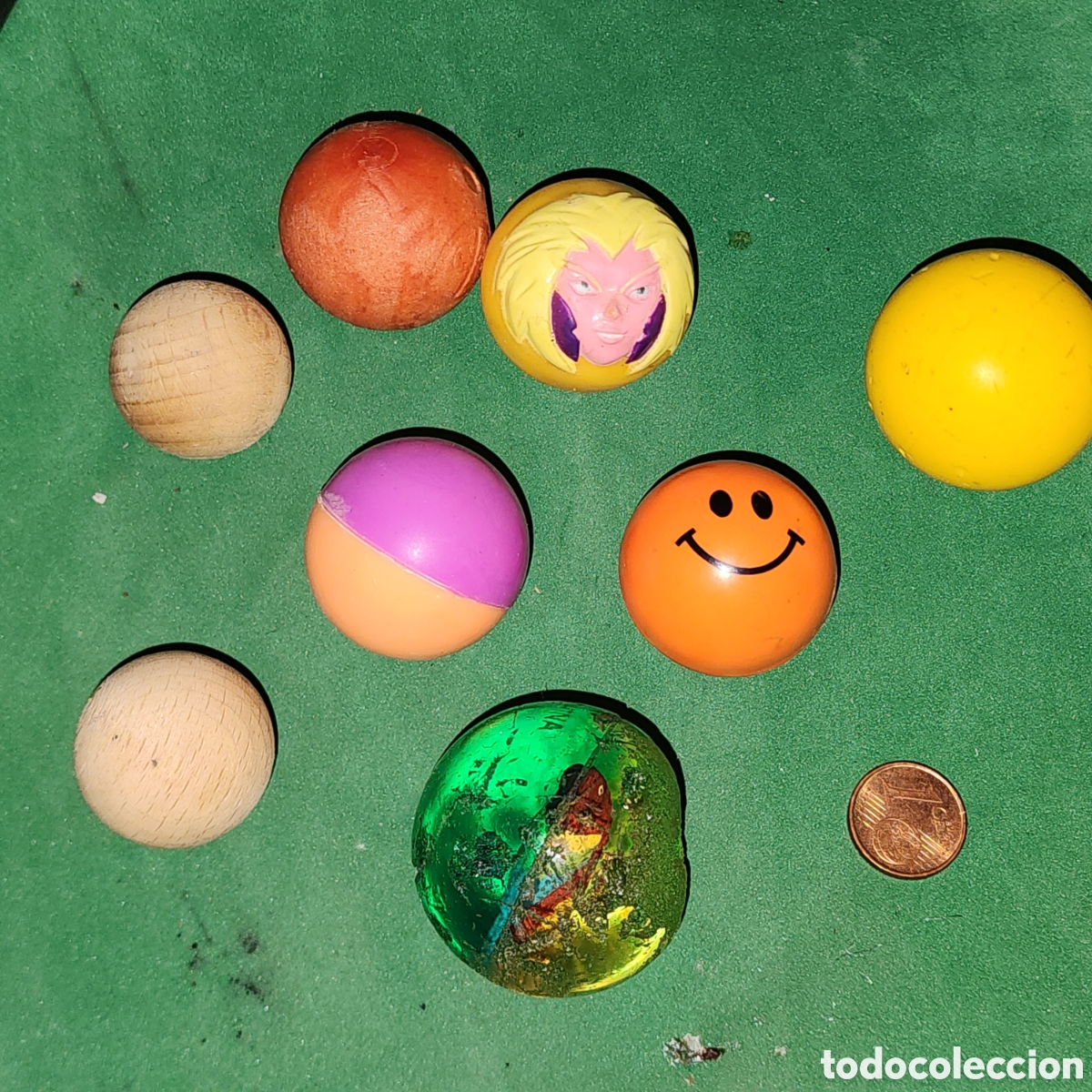 Figuras de goma y PVC: Lote 8 Pelotas Saltarinas Vintage y Bolas Madera - Vending Quiosco 80s/90s (Figura Interior Verde, C
