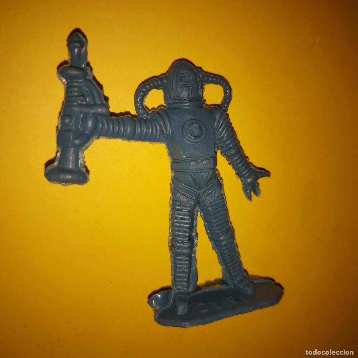 Figuras de goma y PVC: COMANSI ASTRONAUTA, SERIE OVNI