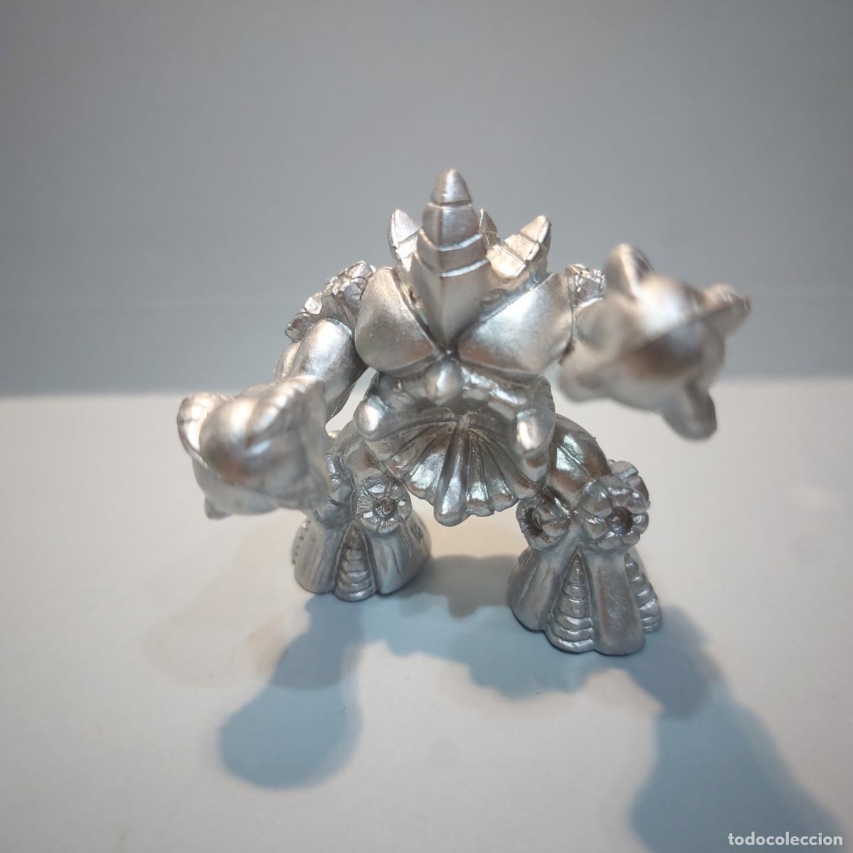 Figuras de goma y PVC: GORMITI, FIGURA BUCONERO, DEL PUEBLE DE LA LUNA, SERIE PLATA