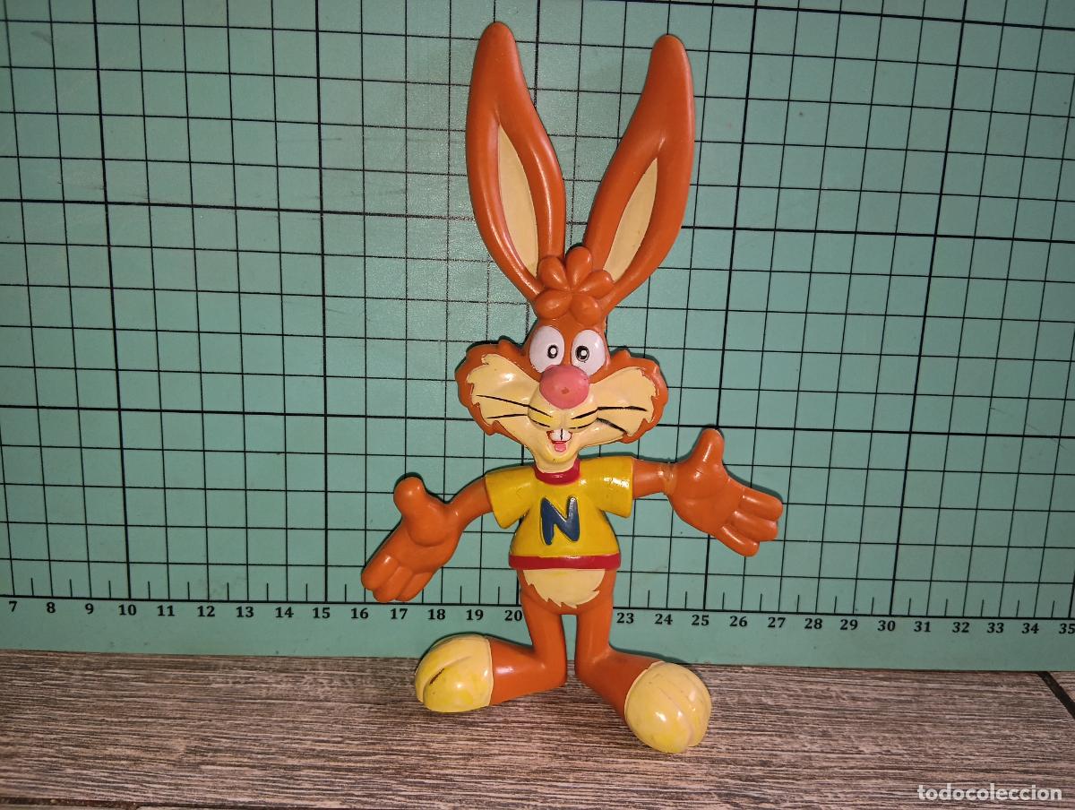 Figuras de goma y PVC: Figura Conejo Quicky Nesquik Flexible Posturas promoci&oacute;n Nestl&eacute;