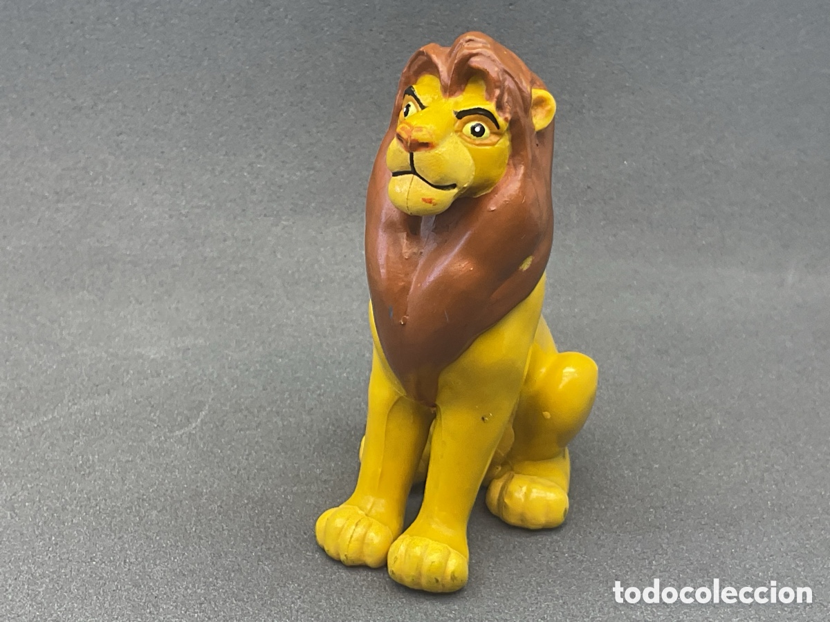Figuras de goma y PVC: FIGURA DE SIMBA ADULTO. PERSONAJE DE LA PELICUAL EL REY LEON. DISNEY.