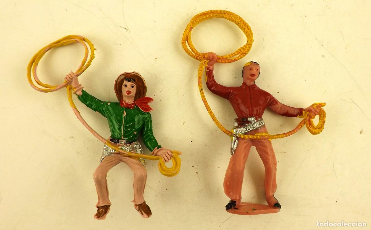 Figuras de goma y PVC: Comansi. Conjunto de 2 vaqueros