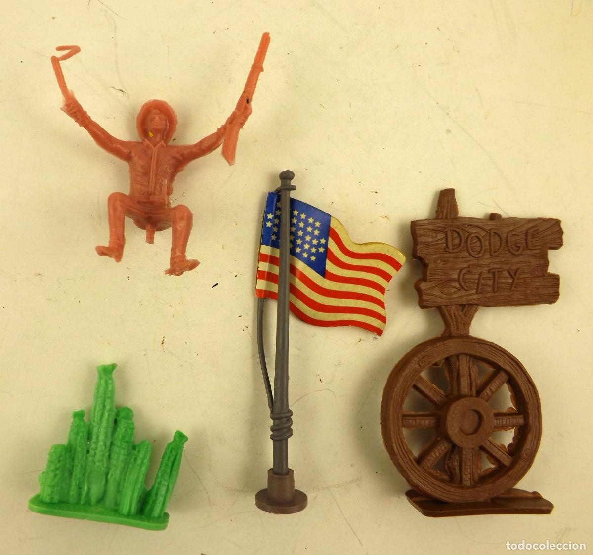 Figuras de goma y PVC: Comansi. Conjunto de accesorios Oeste - Foto 3