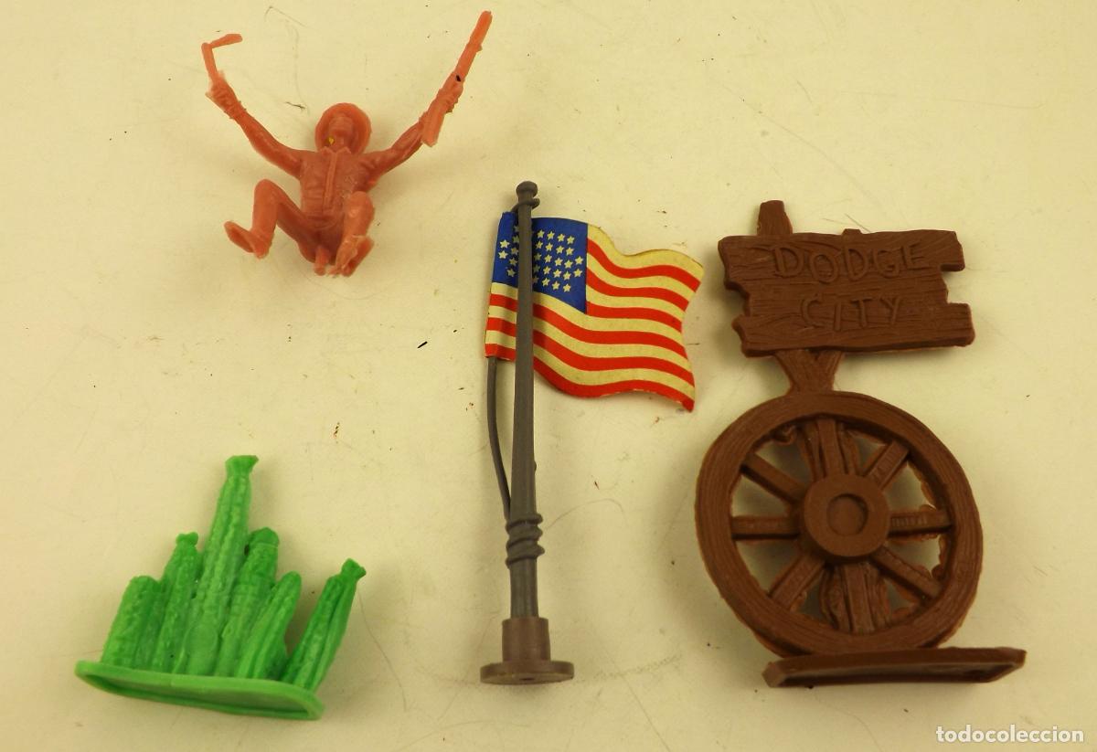 Figuras de goma y PVC: Comansi. Conjunto de accesorios Oeste - Foto 4