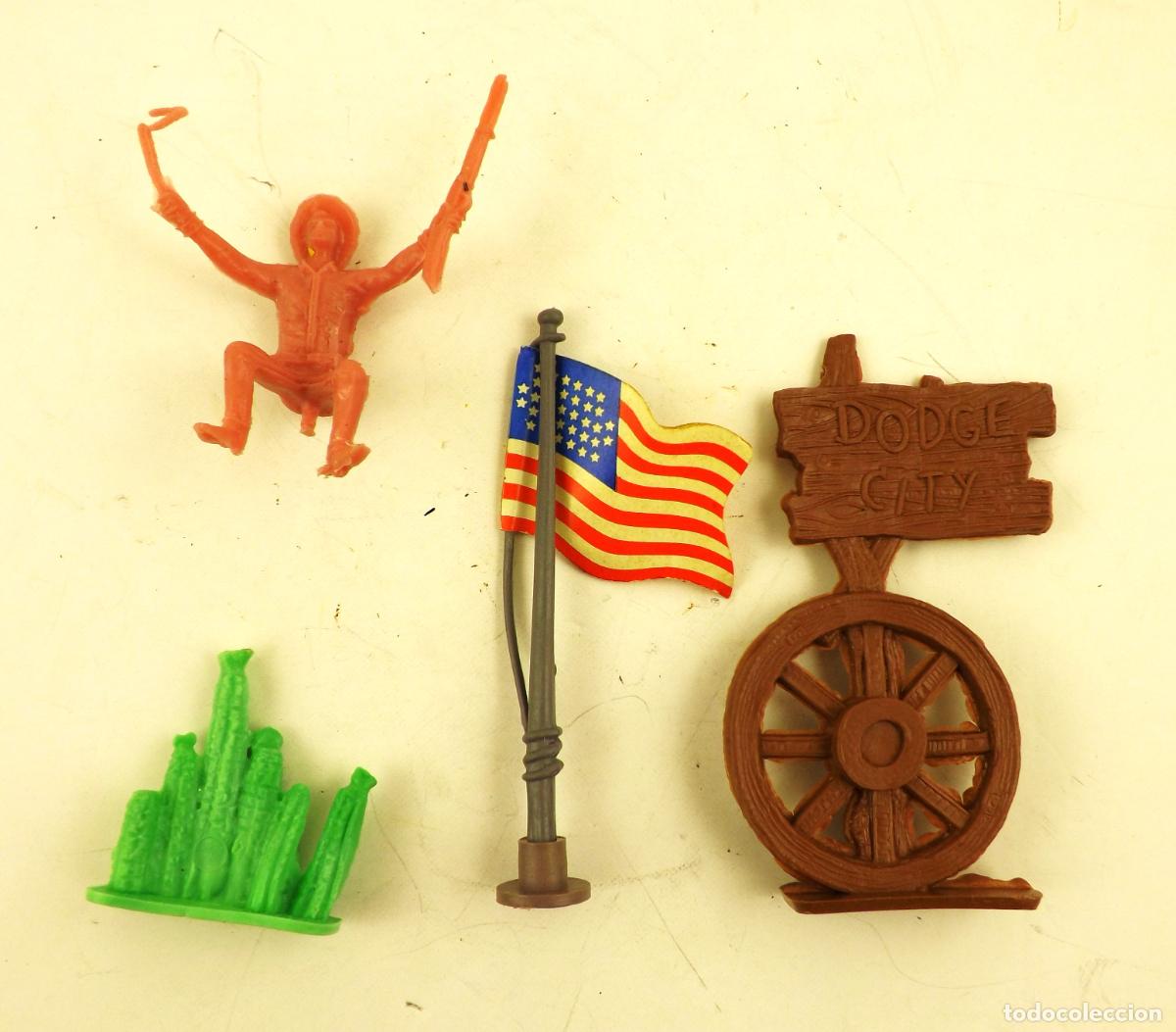 Figuras de goma y PVC: Comansi. Conjunto de accesorios Oeste