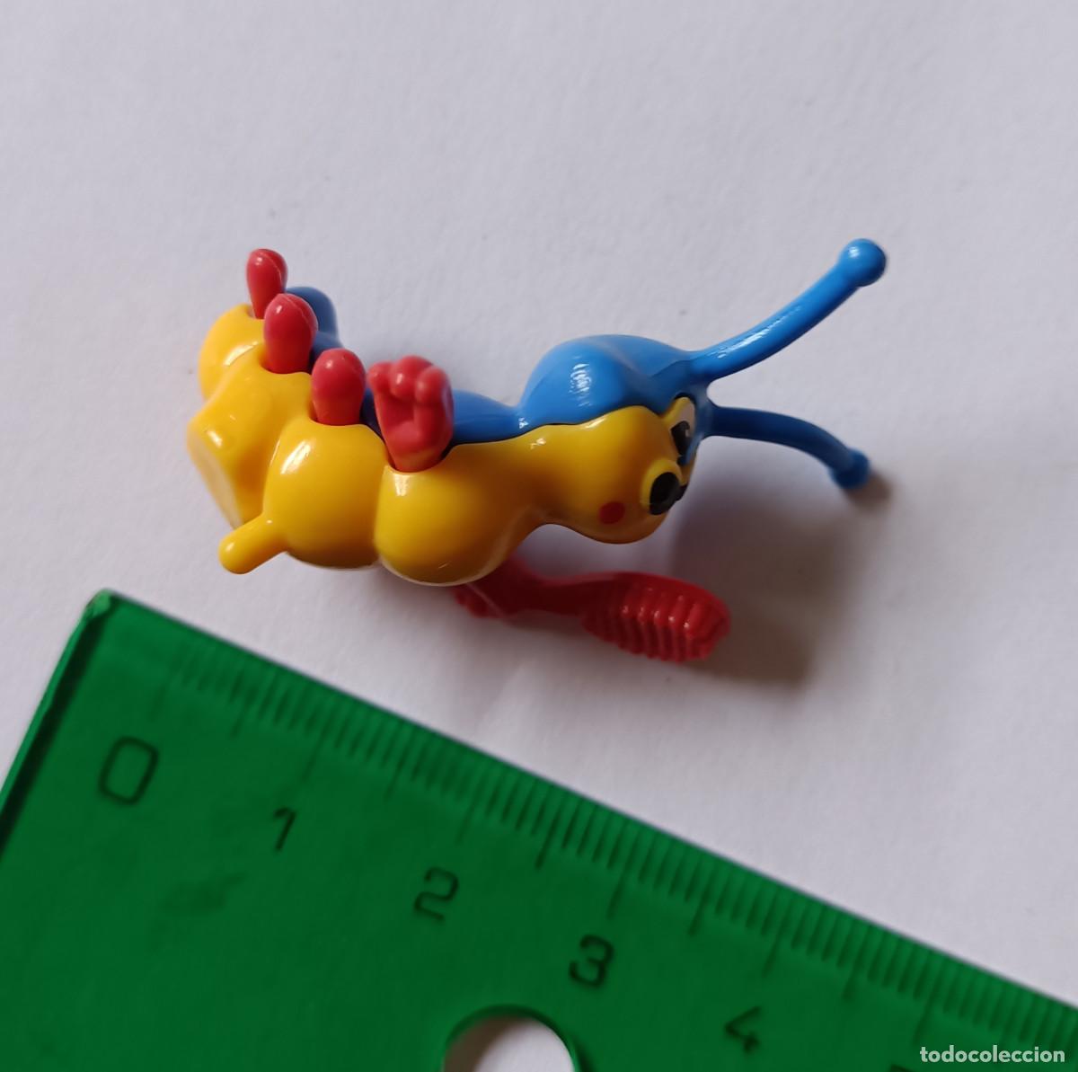 Figuras de goma Kinder: bicho kinder oruga gusano mu&ntilde;eco mu&ntilde;equito figurita figura miniatura mini