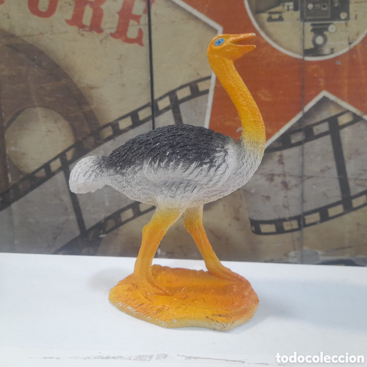 Figuras de goma y PVC: Figura de un avestruz