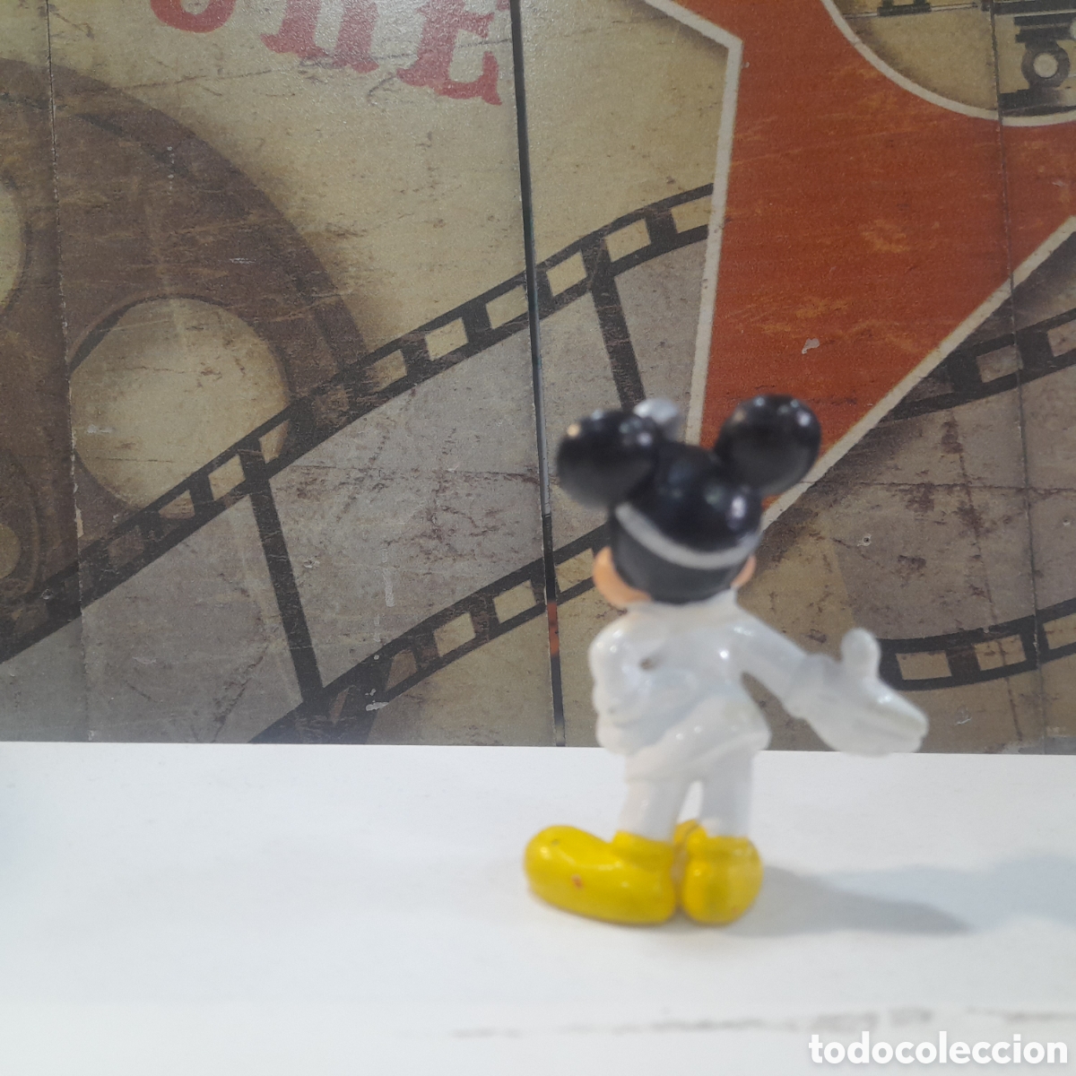 Figuras de goma y PVC: Figura Mickey Mouse m&eacute;dico - Foto 2