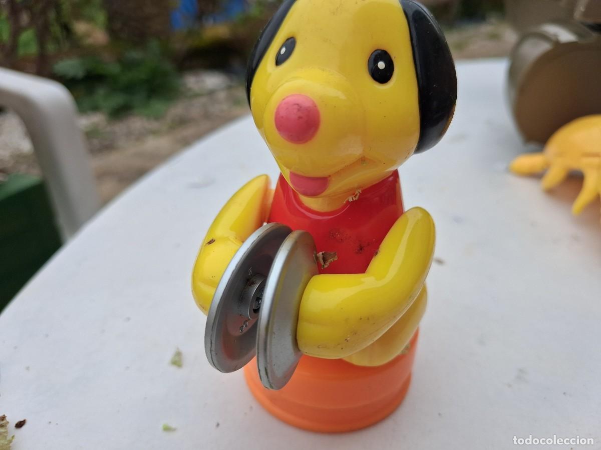 Figuras de goma y PVC: Luisillo, el perro de los platillos - 10 cms