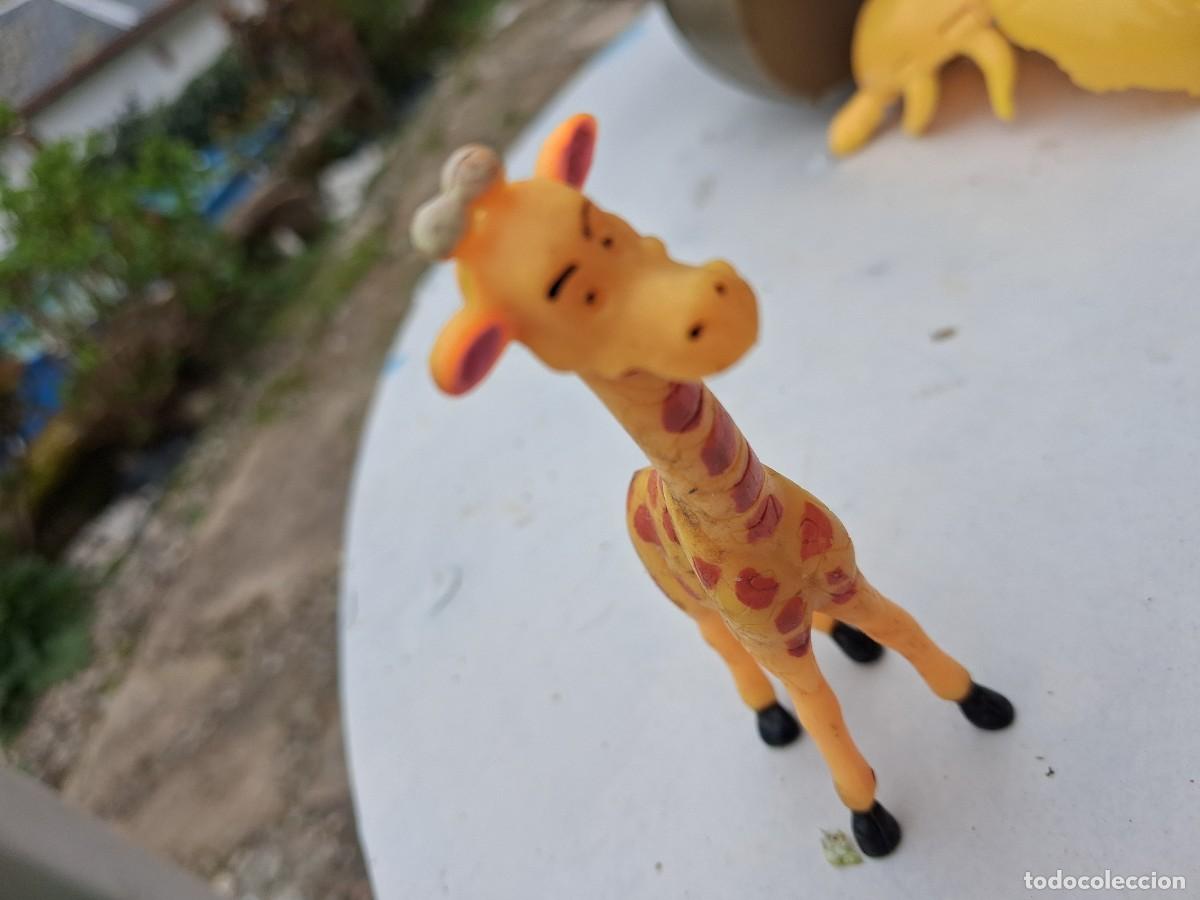Figuras de goma y PVC: La jirafa Motitas - 9,20