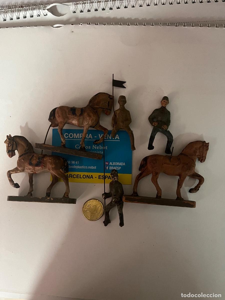 Figuras de goma y PVC: Elastolin Lineol o similar. Lote a restaurar masas de composici&oacute;n caballos