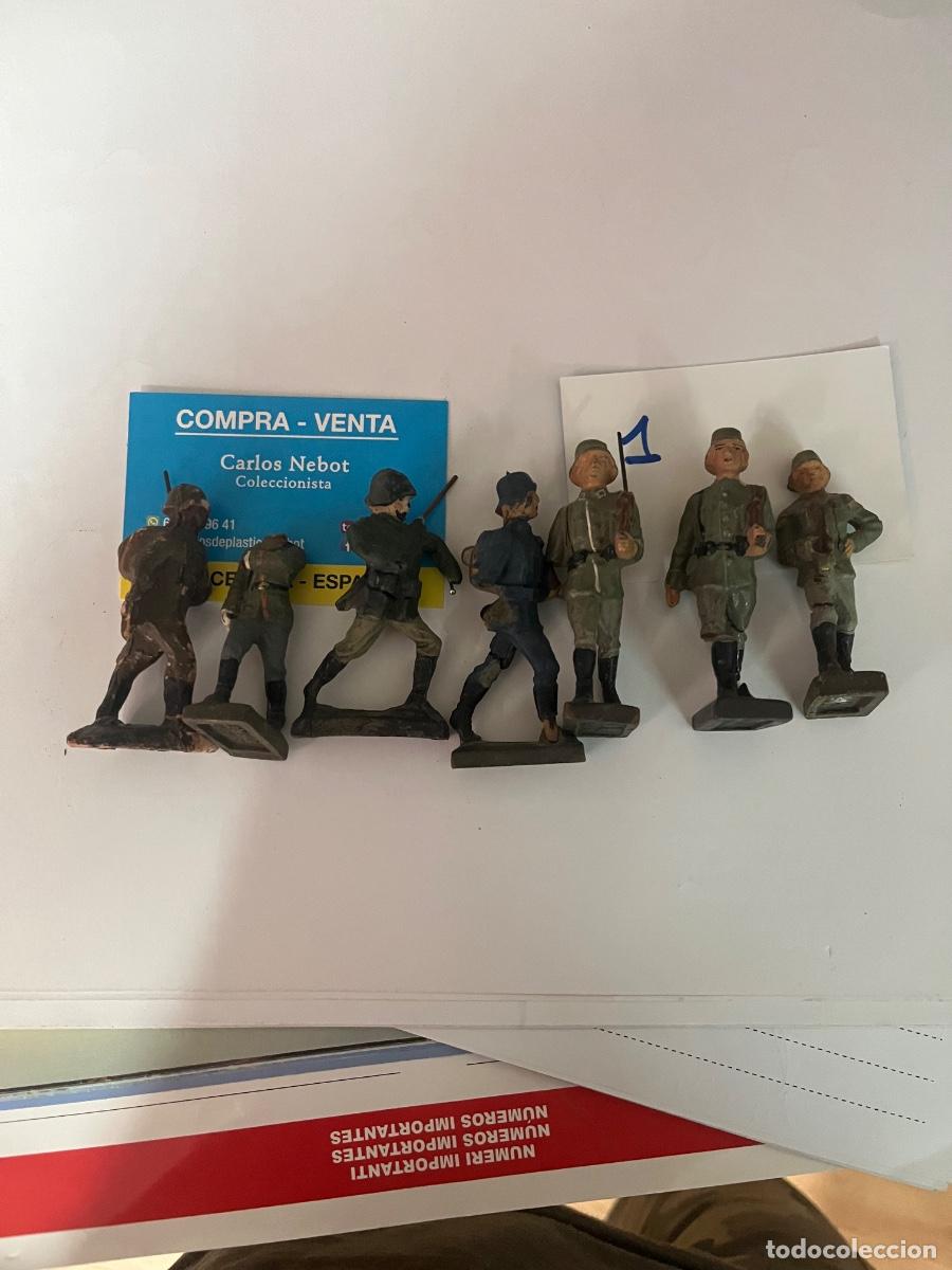 Figuras de goma y PVC: Elastolin Lineol o similar. Lote a restaurar masas de composici&oacute;n caballos