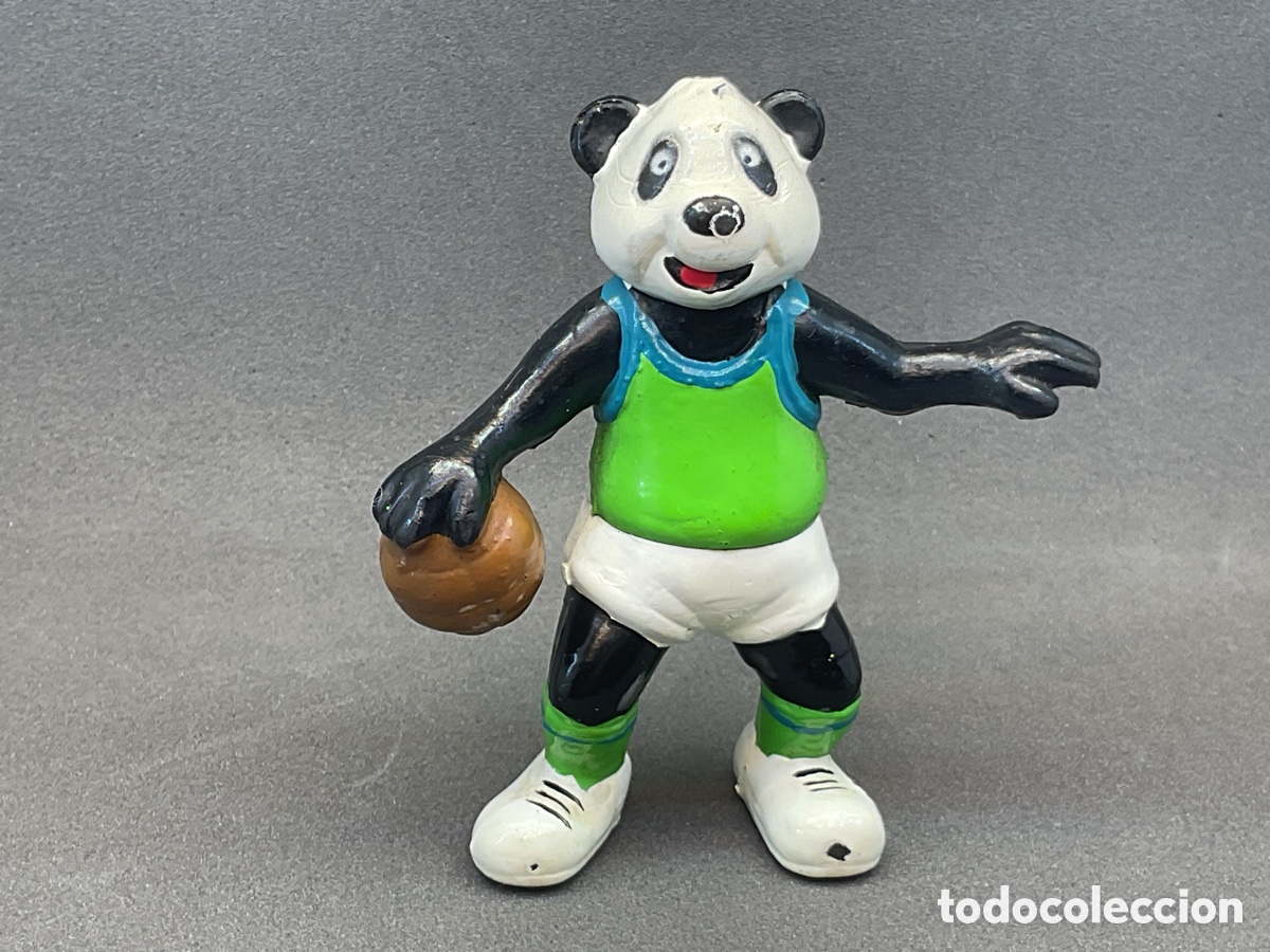 Figuras de goma y PVC: FIGURA DE OSO PANDA JUGADOR DE BALONCESTO. PROMOCIONAL DE EMBUTIDOS EL POZO. SERIE DEPORTES.