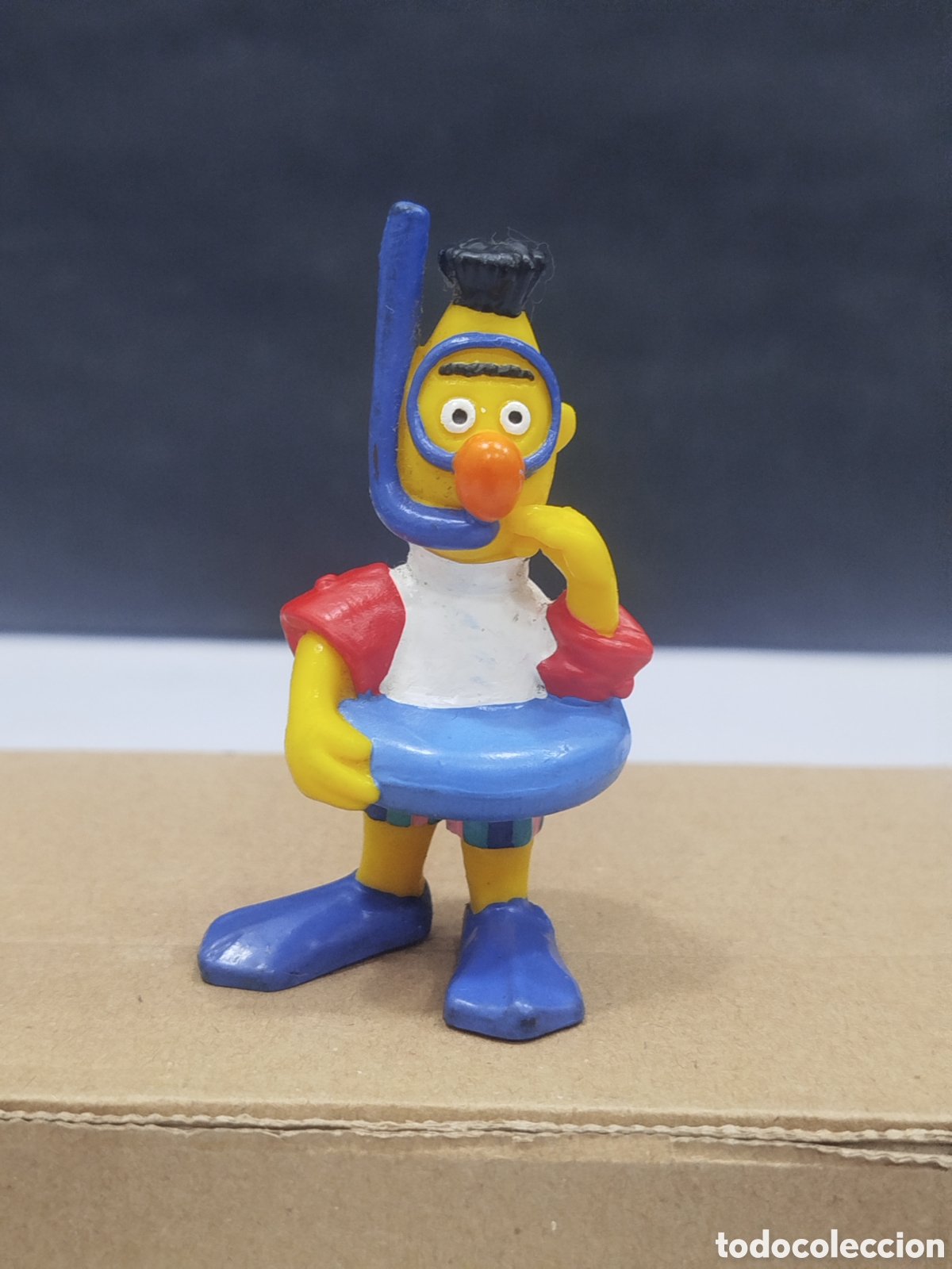 Figuras de goma y PVC: Figura pvc barrio s&eacute;samo Yolanda Blas