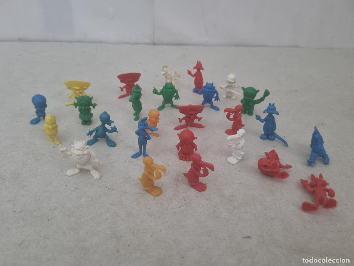 Figuras de goma y PVC: Lote de 26 figuras Dunkin serie Warner Bros