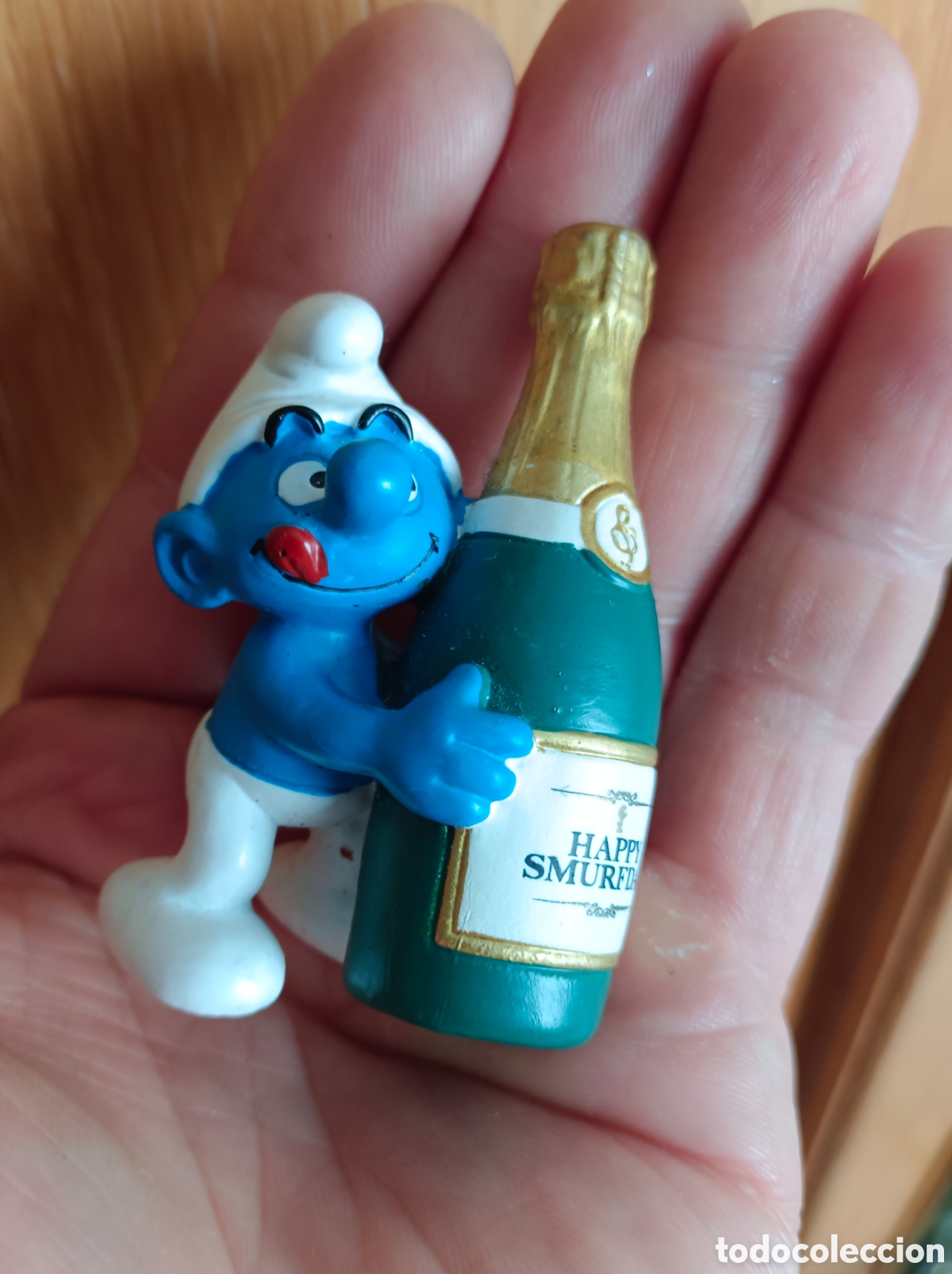 Figuras de goma y PVC: Pitufo botella champagne , cava , navidad Peyo Schleich smurf PVC