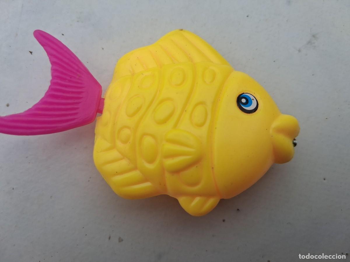 Figuras de goma y PVC: Pececito pez - Peixet&iacute;n alegre - 8 cms - Foto 1