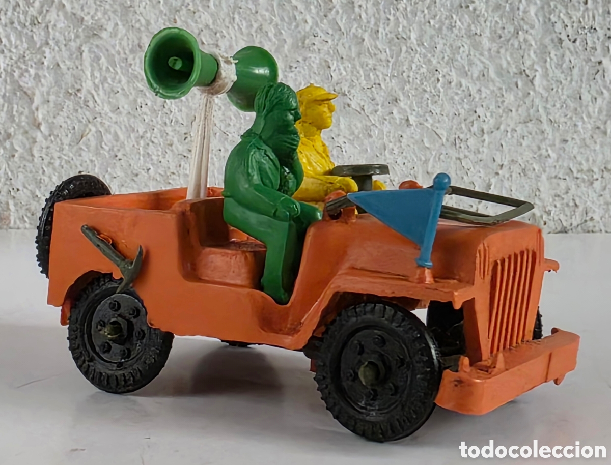 Figuras de goma y PVC: Jeep Vuelta Ciclista a Espa&ntilde;a - Sotorres a&ntilde;os 60 - Juguete pvc Retro Decoraci&oacute;n Ciclismo Bicicleta