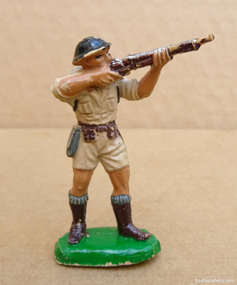 Figuras de goma y PVC: PECH INGLES 8&ordm; EJERCITO FIGURA EN GOMA 1