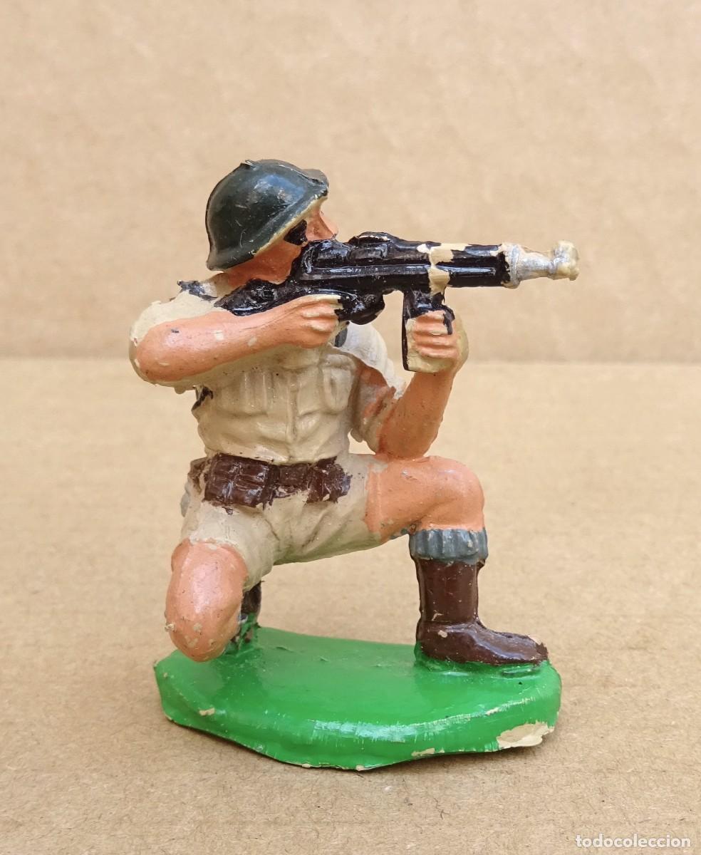 Figuras de goma y PVC: PECH INGLES 8&ordm; EJERCITO FIGURA EN GOMA 3